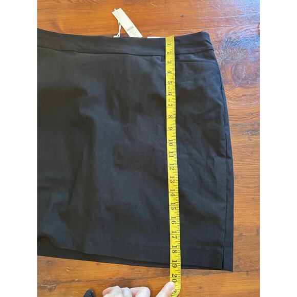 Chicos Brigitte WOMENS Zenergy GOLF by CHICO'S BLACK PULL ON SKORT Sz 2.5 US 14 - Picture 4 of 15